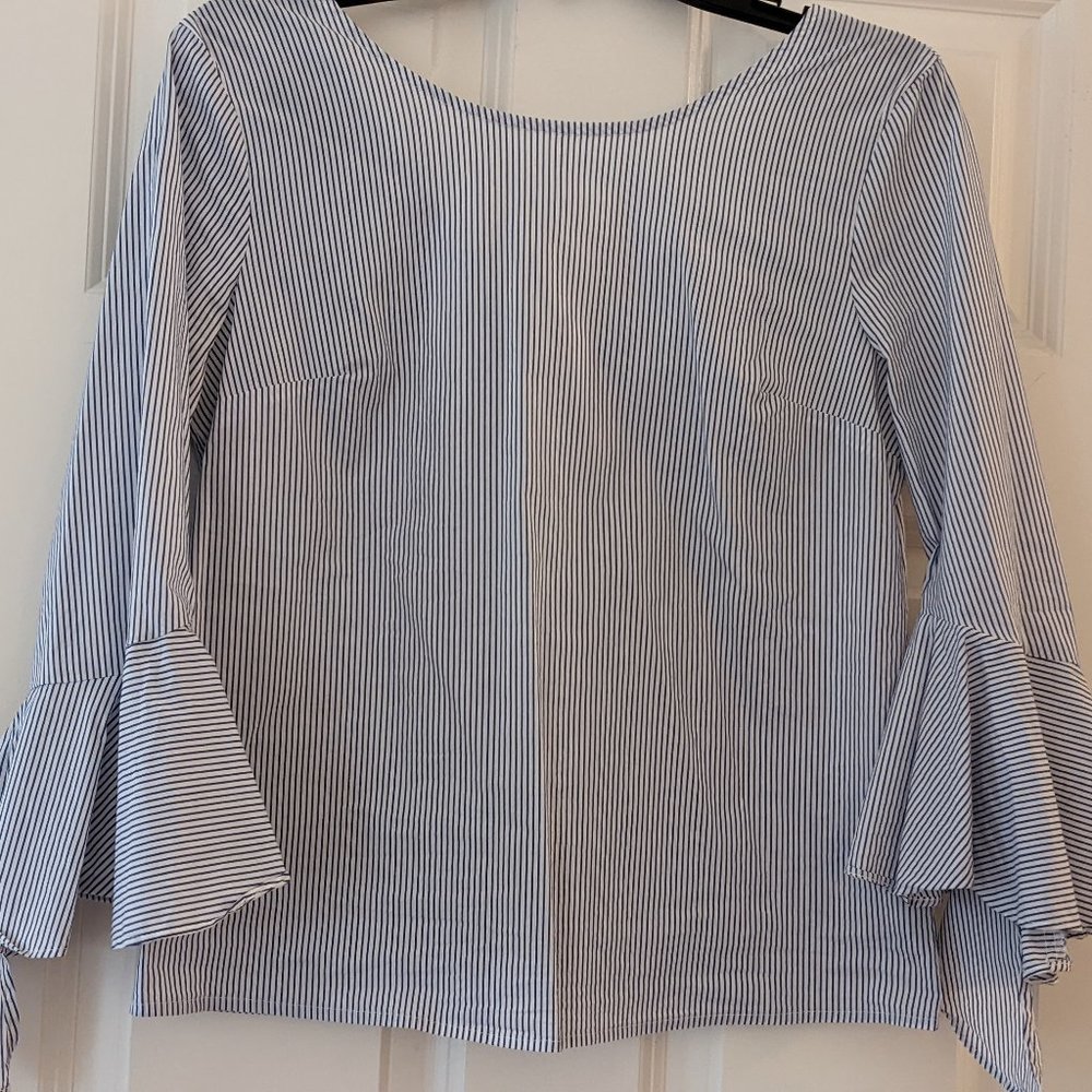 Gray Striped Flouncy Sleeve Tie-Back Blouse